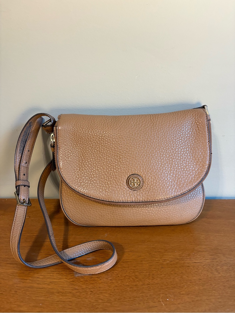 Tory Burch Pebbled Leather Crossbody Bag in tan